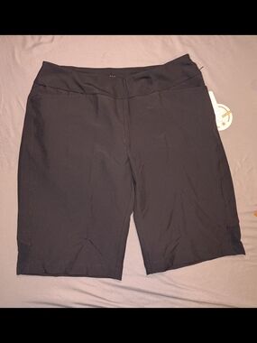 Tail White Label Women's Mesh Side Insert Mesh Pull On Golf Shorts Onyx Black 12